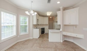 160 Apple Blossom Dr, Brandon, MS 39047
