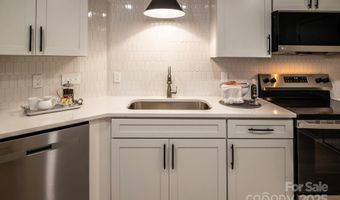 420 Alpha St, Charlotte, NC 28205