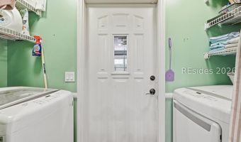 16 Sherwood Ln, Beaufort, SC 29907