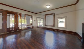 805 W 4th St, Bicknell, IN 47512