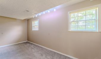 263 Clareknoll Ct, Delhi, OH 45238