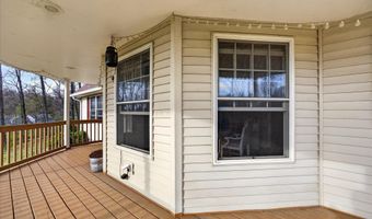 692 N Parker Ln, Bloomfield, IN 47424