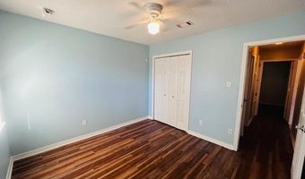1223 King Henry Dr, Ocean Springs, MS 39564