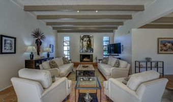 1049 N BOULDER Dr, Carefree, AZ 85377