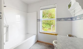 1475 SEACREST Ln, Brookings, OR 97415