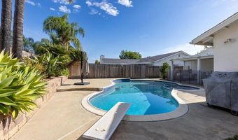 1070 Paula Way, Escondido, CA 92027