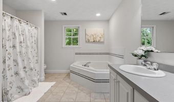 37 Concord Rd, Acton, MA 01720