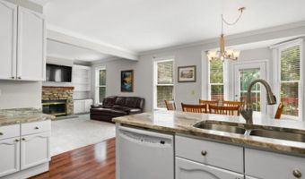 1196 Edgewater Ln, Antioch, IL 60002