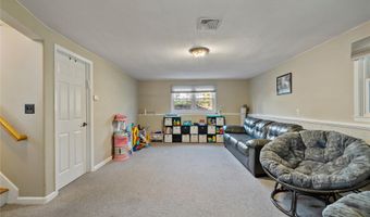 3 Bell Ct, Airmont, NY 10901