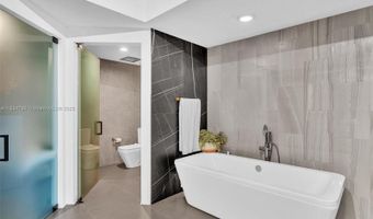 3201 NE 183rd St 2102, Aventura, FL 33160