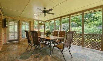 965 Knoll Crest Ct, Alpharetta, GA 30004