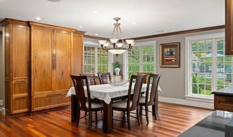 56 Oak Dr, Bedford, NH 03110