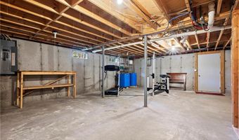 290 Whipple Ave, Burrillville, RI 02858