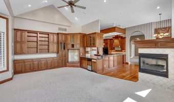 618 18th Fairway, Andover, KS 67002