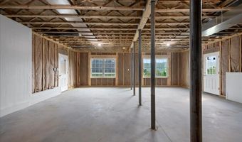 14 Payton Ln, Barre, VT 05641