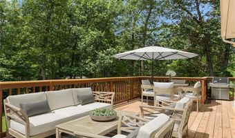 14 Bishop Hill Rd, Johnston, RI 02919
