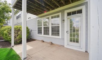 2616 Christie Dr, Algonquin, IL 60102