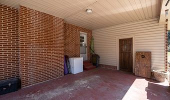 29 Breedlove Dr, Andrews, NC 28901