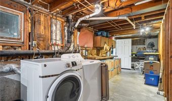 10 Craigie St, North Providence, RI 02911