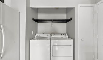215 25th Ave SW, Altoona, IA 50009