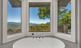 1122 Summit Park Dr, Banner Elk, NC 28604