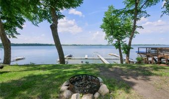 1321 S Darling Dr NW, Alexandria, MN 56308