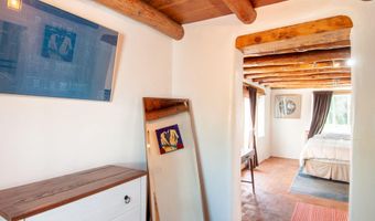 929 AVENIDA ESTRELLITA NE, Albuquerque, NM 87110