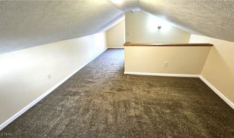 1040 Moneta Ave, Aurora, OH 44202