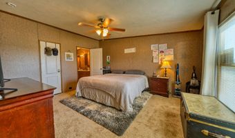 1402 E Orchard Ln, Carlsbad, NM 88220