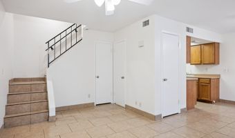 286 W Palomino Dr 79, Chandler, AZ 85225