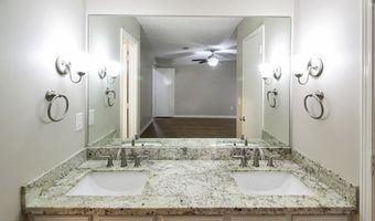 320 Helmsley Dr, Brandon, MS 39047