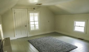 25 Charles St, Belfast, ME 04915