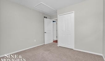 113 Roselawn St, Algonac, MI 48001