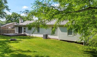 1014 Bedford Ln, Ballwin, MO 63011