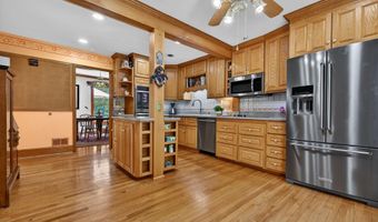 1304 BRYAN POINT Rd, Accokeek, MD 20607