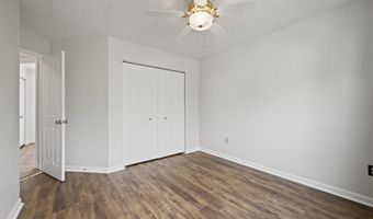 8 AMYS WAY Ct, Baltimore, MD 21234