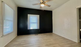 410 E Taylor Ave, Arkansas City, KS 67005