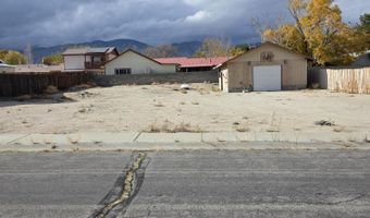 215 Cedar St, Hawthorne, NV 89415