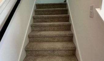 182 Peeps Ct, Adkins, TX 78101