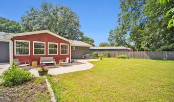 4905 SW 15th St, Des Moines, IA 50315