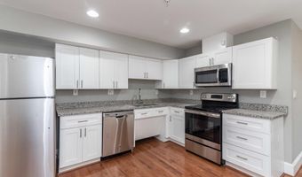 108 W SARATOGA St 5, Baltimore, MD 21201