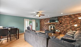 470 Dexter Dr, Bridgeport, CT 06606