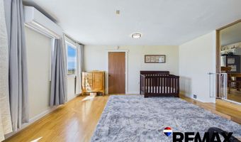 21 Sunburst Dr, Cody, WY 82414