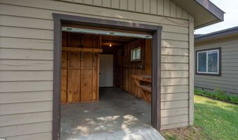 144 BLUE LAKE Cir, Alpine, WY 83128