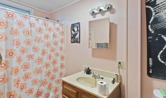 305-307 N Winooski Ave, Burlington, VT 05401
