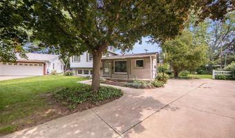 2923 Burlington Ct, Ann Arbor, MI 48105