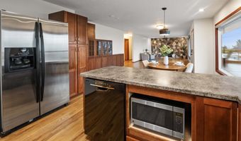 410 Pleasant Ave, Astoria, OR 97103