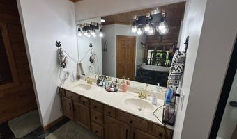 13500 N Summerhill Dr, Albany, IN 47320