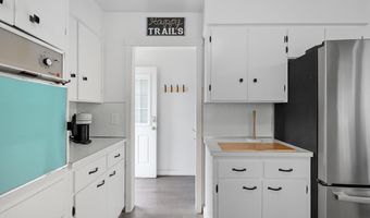 3248 ACACIA Dr, Cheyenne, WY 82001