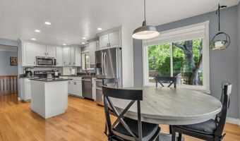 1834 N 200 E, Centerville, UT 84014